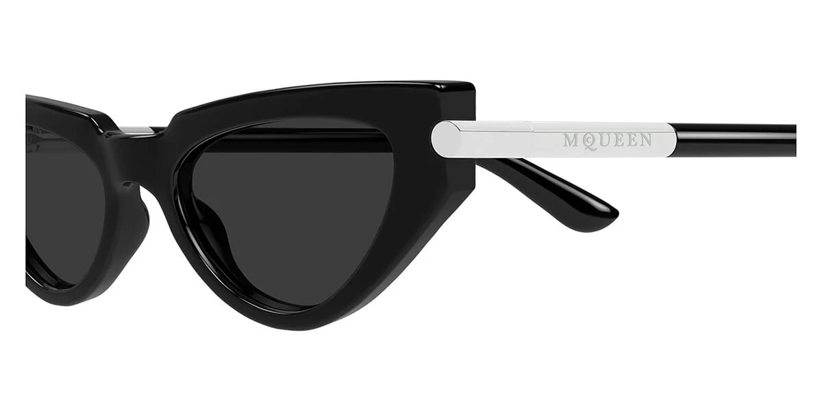 Alexander McQueen AM0520S 001 - As Seen On Stella Bossi - Image 3