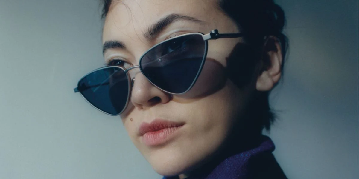 Balenciaga BB0166S 001 - As Seen On Adele & Jessica Henwick - Image 5