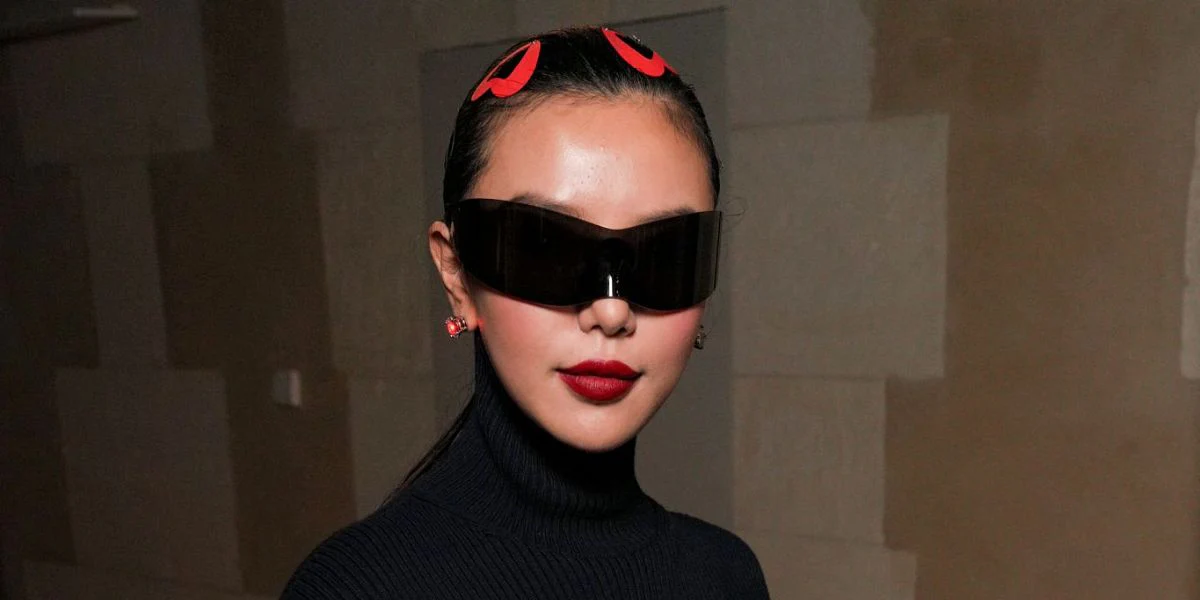 Balenciaga BB0299S 001 - As Seen On Paloma Elsesser & Jean Campbell - Image 5