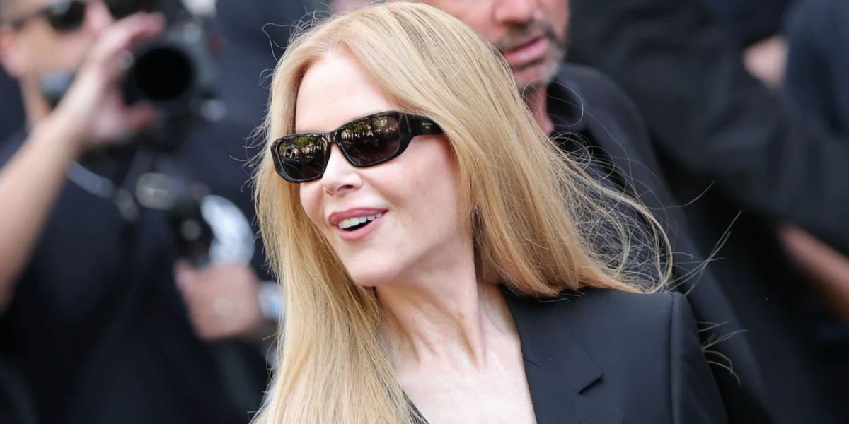 Balenciaga BB0368SK 001 - As Seen On Nicole Kidman & Sarah Michelle Gellar - Image 4
