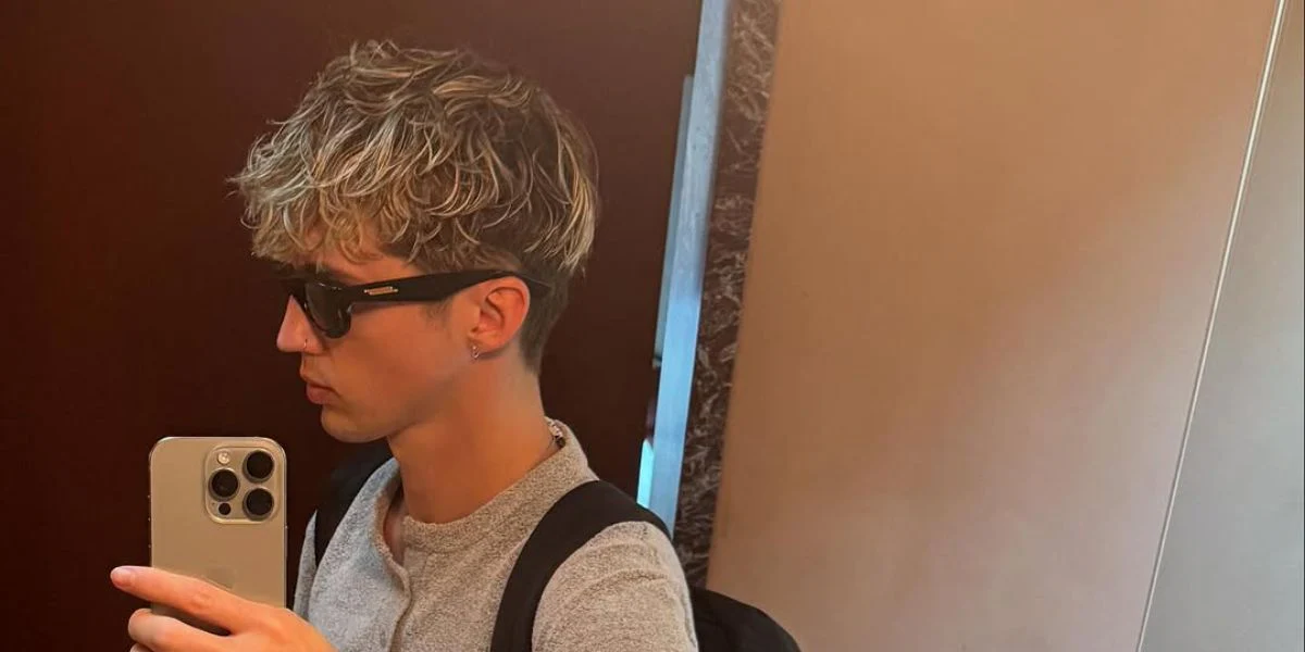 Bottega Veneta BV1326S 001 - As Seen On Troye Sivan - Image 4