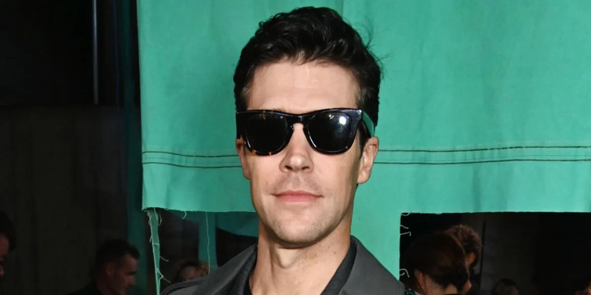 Burberry BE4426 4106/87 - As Seen On Roberto Bolle & Victor Kunda - Image 4