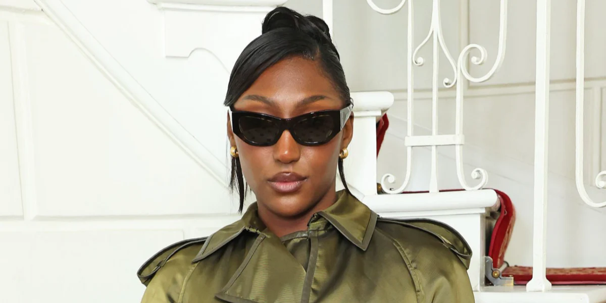 Burberry BE4450U 3001/87 - As Seen On Maya Jama & Isan Elba - Image 5