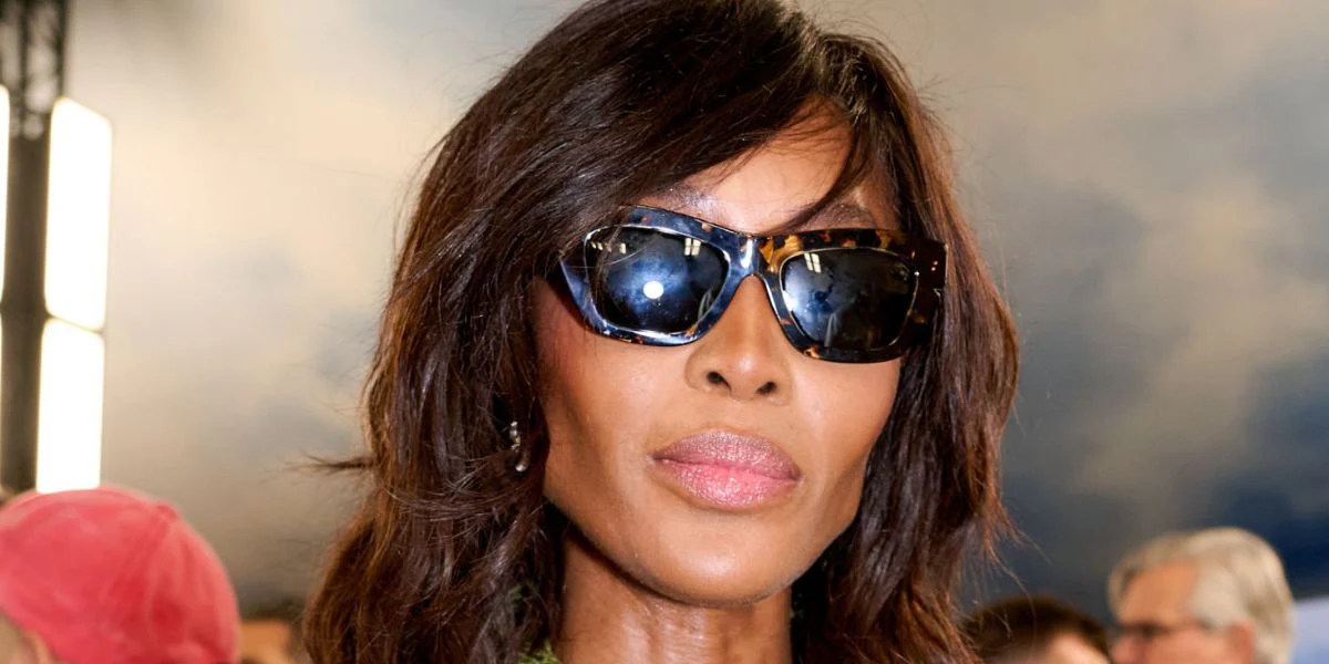 Burberry BE4454 4106/87 - As Seen On Naomi Campbell - Image 4