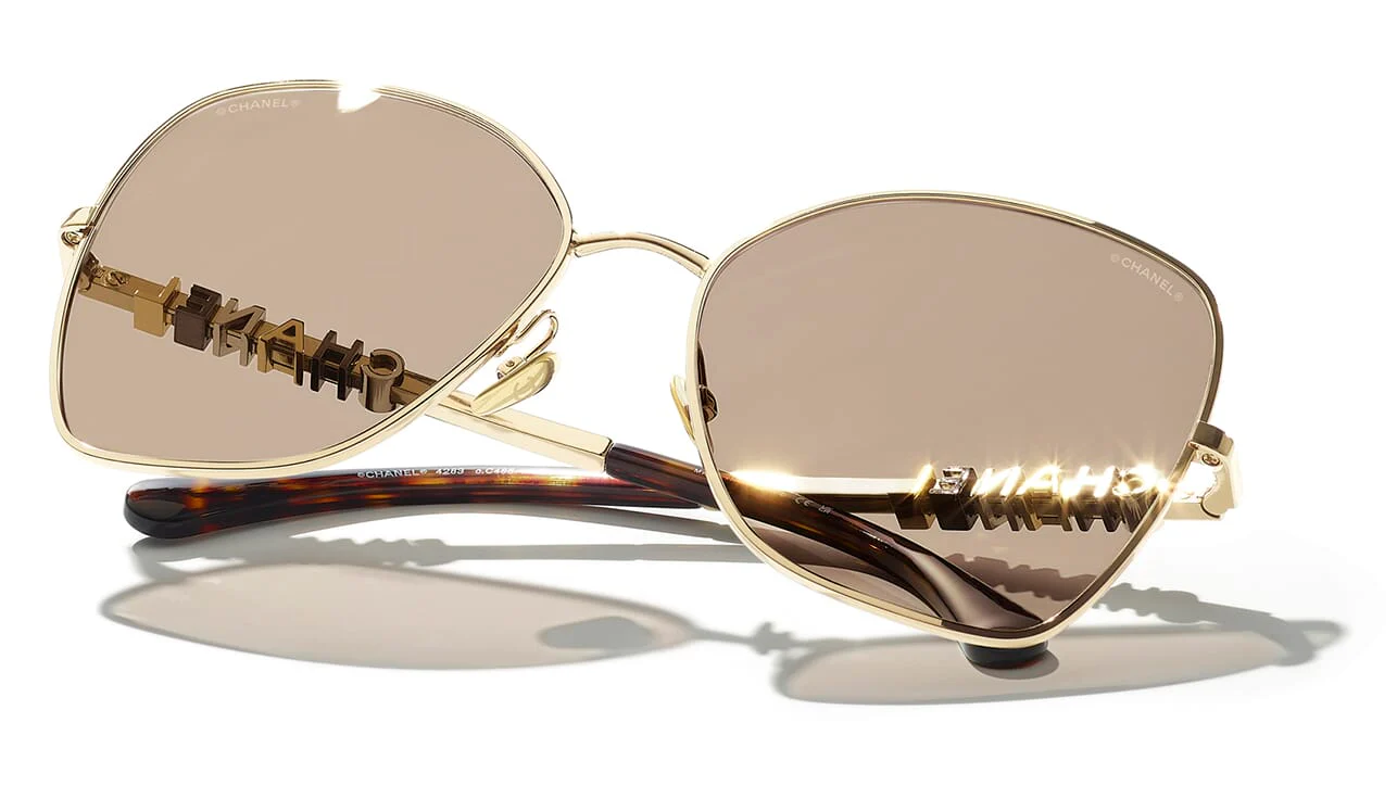 CHANEL 4283 C485/M4 Sunglasses - Image 4