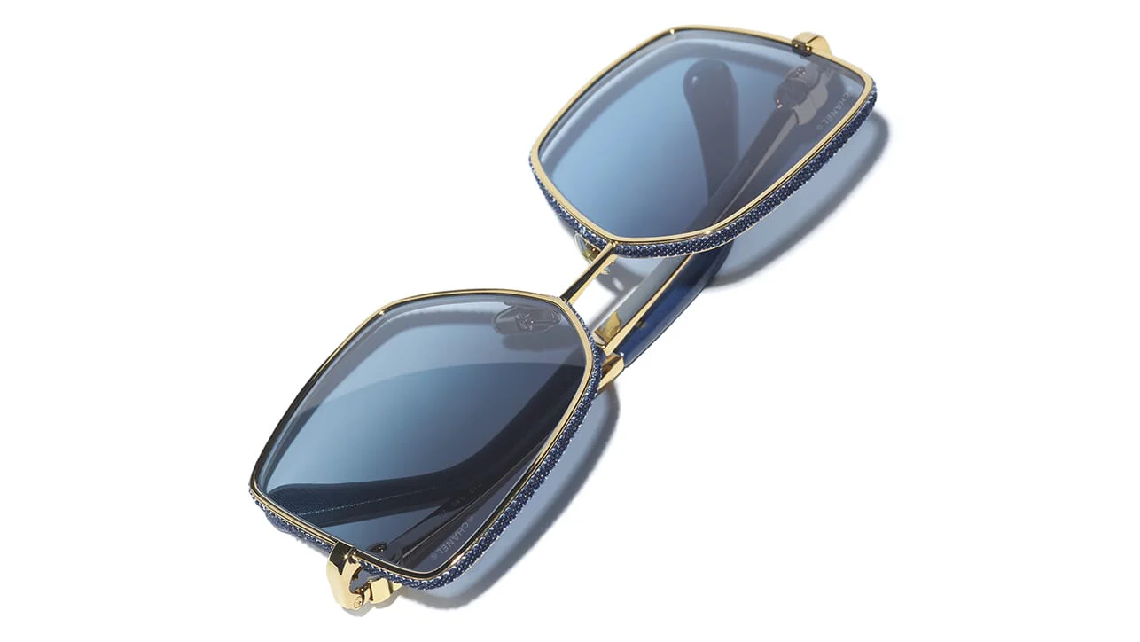 CHANEL 4288Q C125/S2 Sunglasses - Image 4