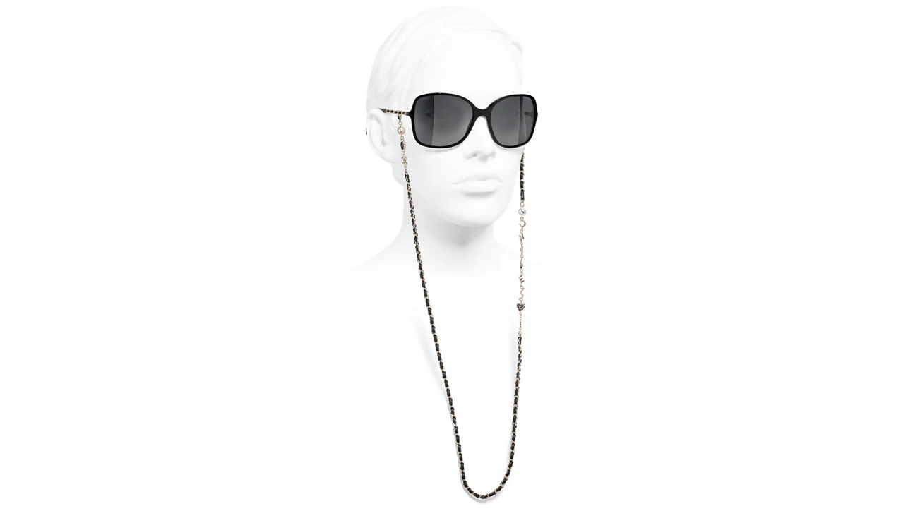 CHANEL 5210Q C622/S4 Sunglasses - Image 7