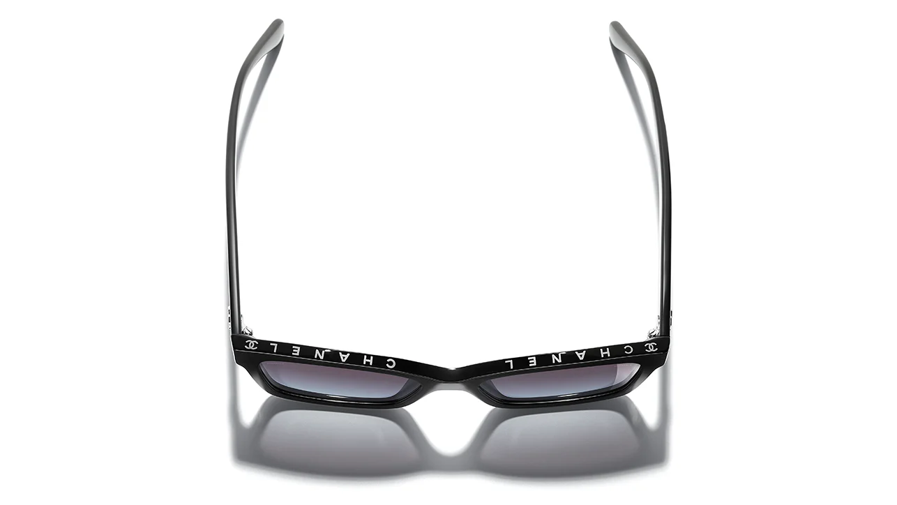 CHANEL 5417 C501/S8 Sunglasses - Image 4