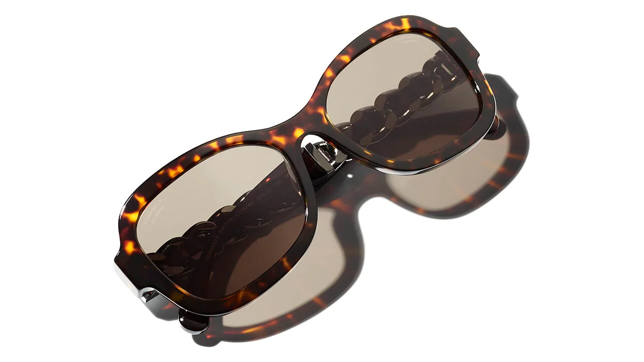 CHANEL 5465Q C714/83 Sunglasses - Image 4