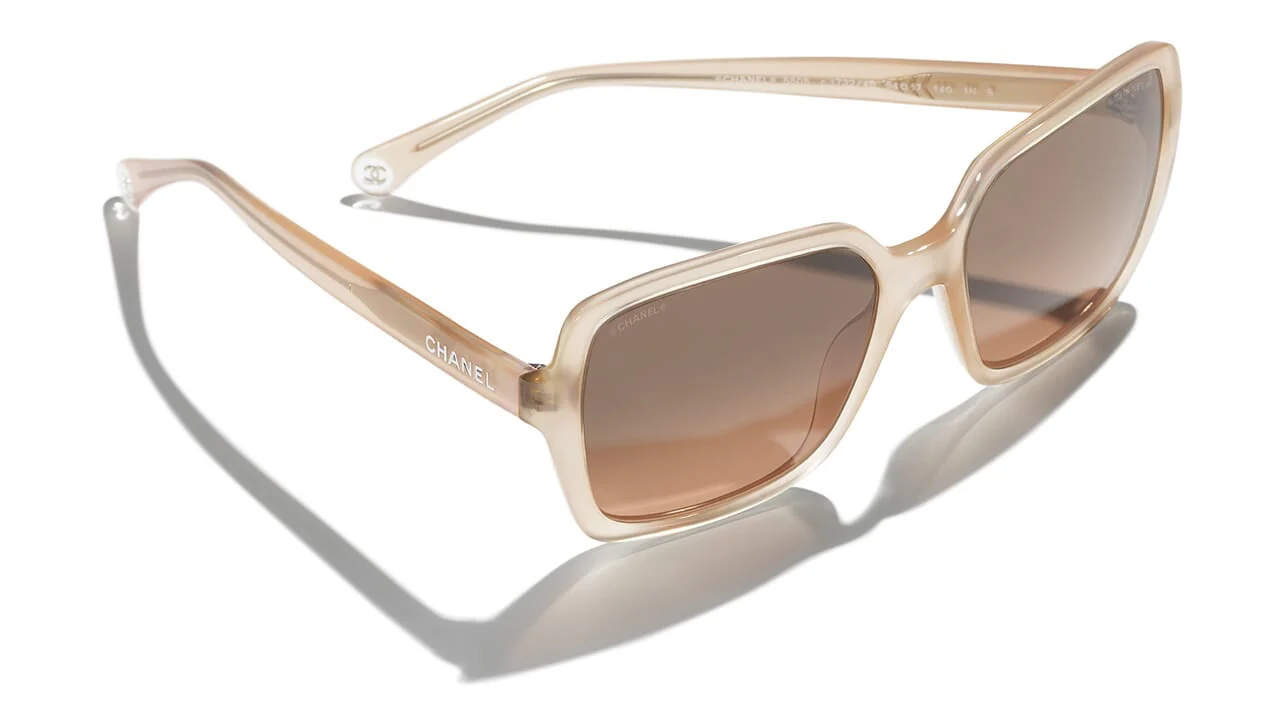 CHANEL 5505 1731/43 Sunglasses - Image 4