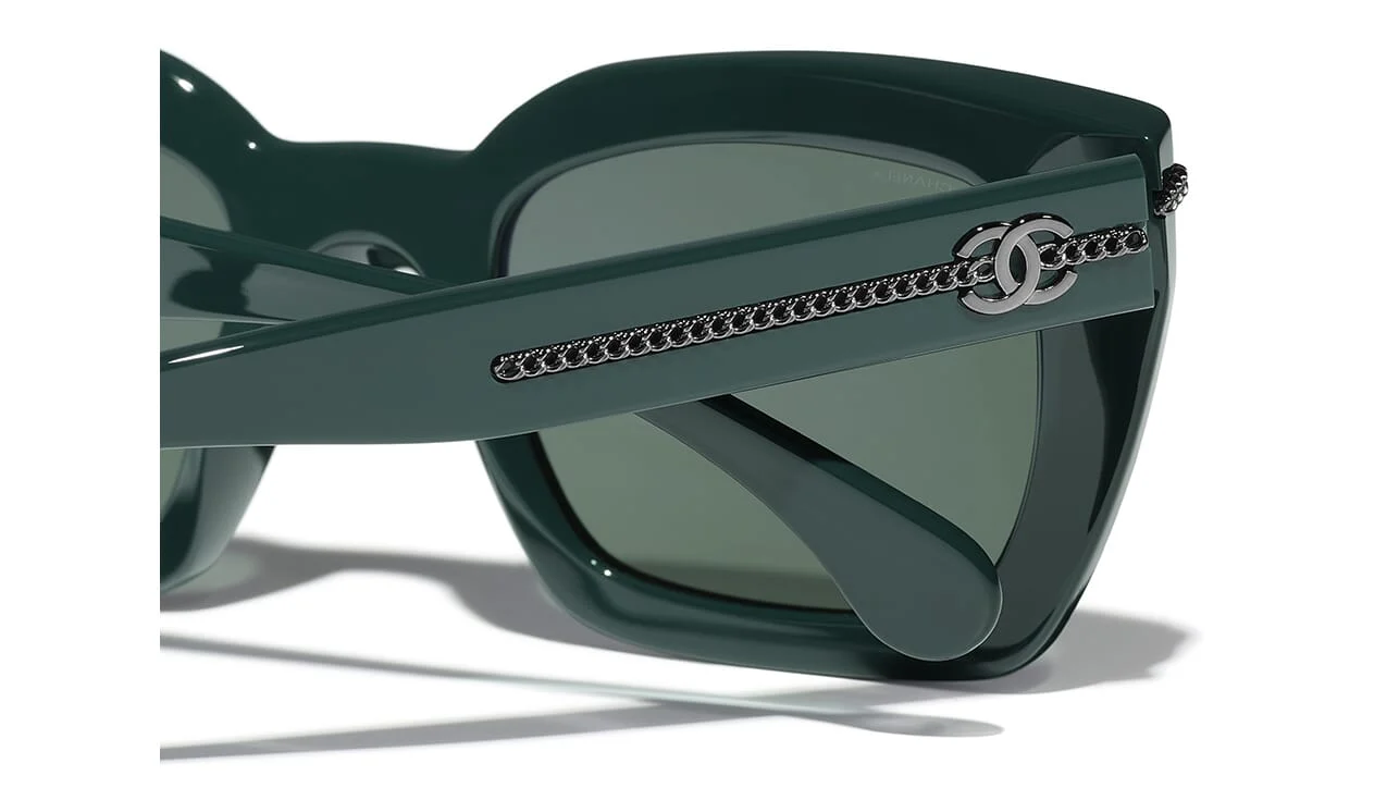CHANEL 5509 1459/3H Sunglasses - Image 4