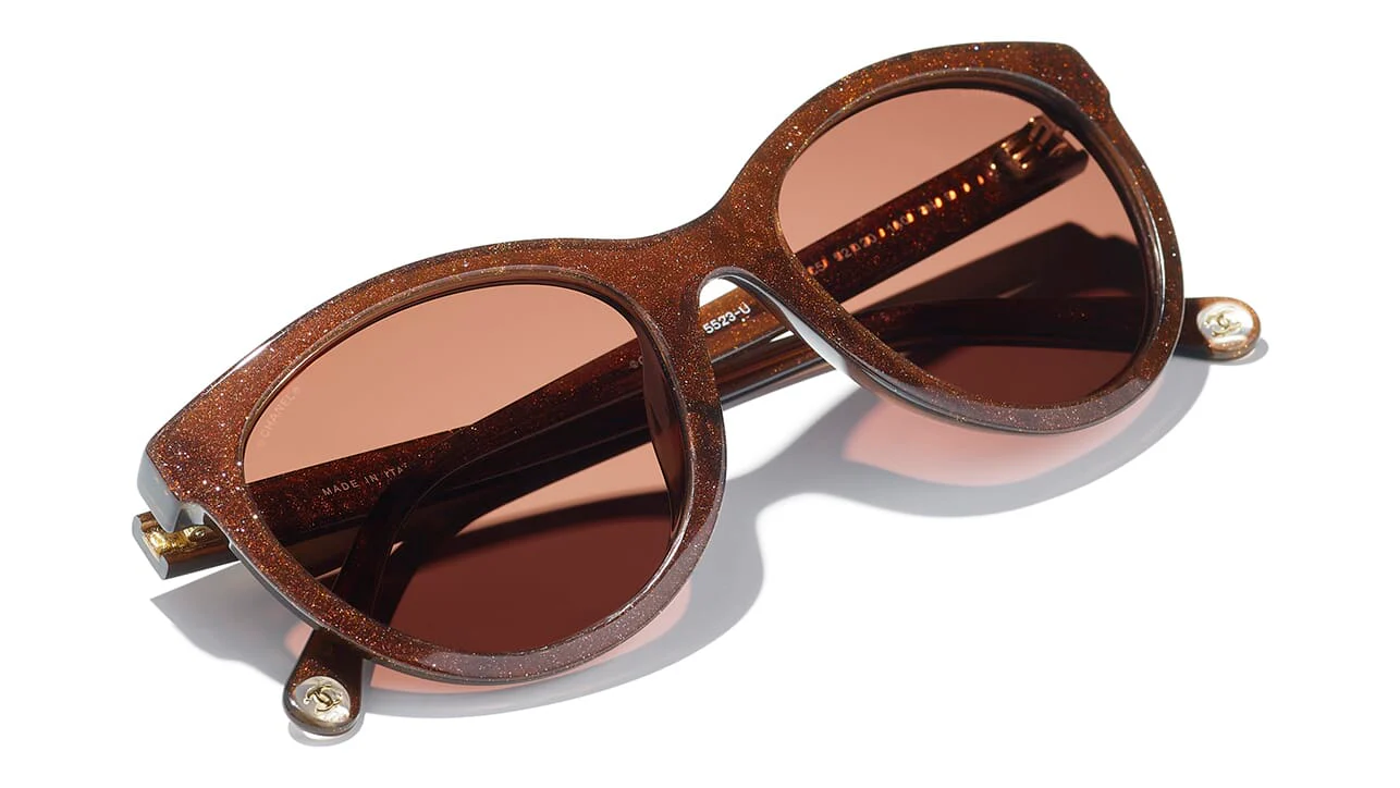 CHANEL 5523U 1754/C5 Sunglasses - Image 4