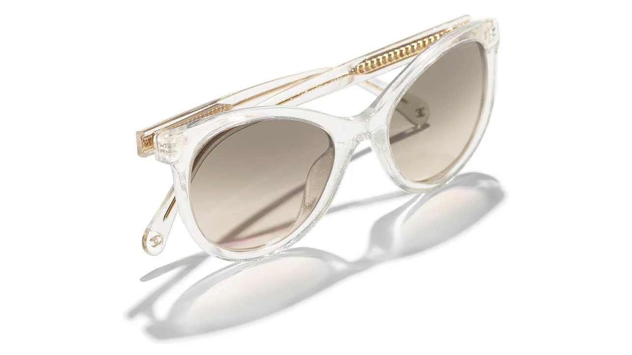 CHANEL 5523U 1755/32 Sunglasses - Image 4