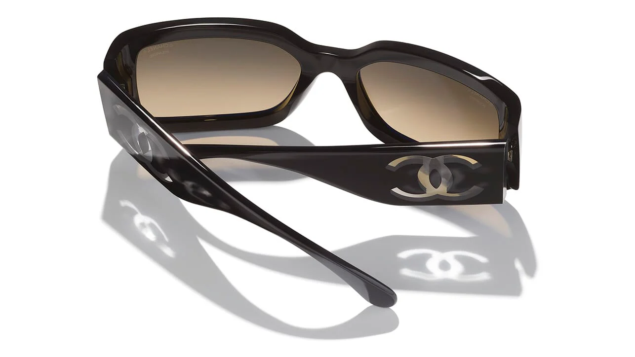 CHANEL 5526 C501/W1 Sunglasses - Image 4