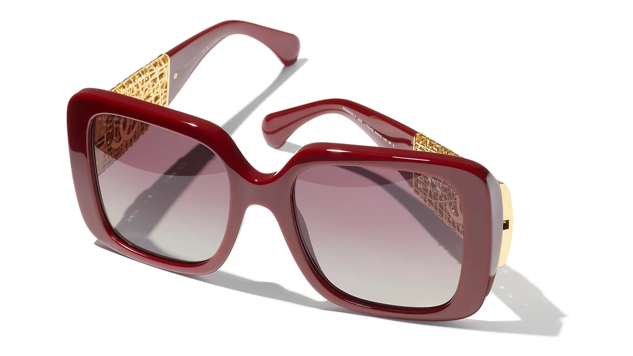 CHANEL 5532 1792/K5 Sunglasses - Image 4