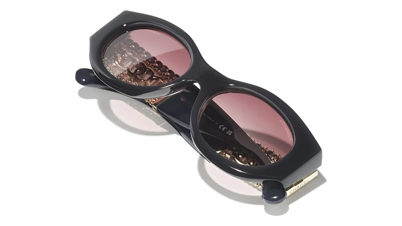 CHANEL 5536 1716/8H Sunglasses - Image 4