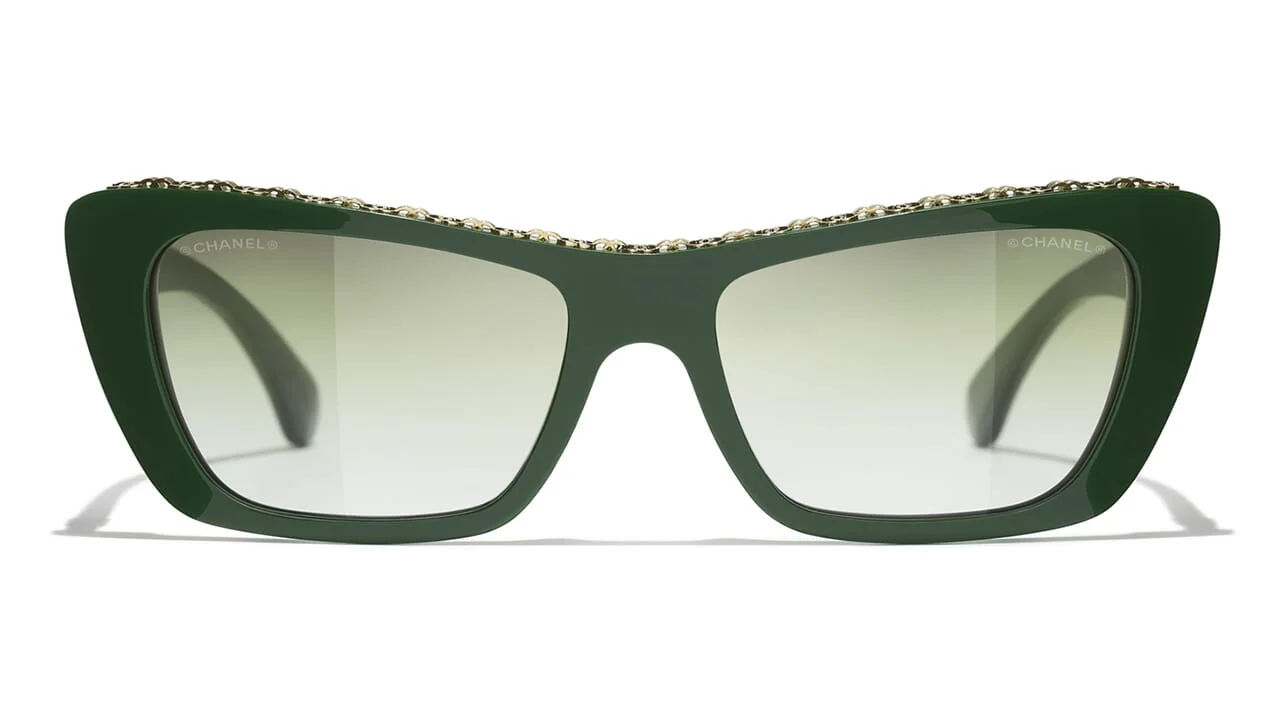 CHANEL 5540 1702/E1 Sunglasses - Image 2