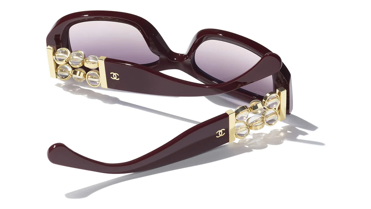 CHANEL 5542 1802/S1 Sunglasses - Image 4