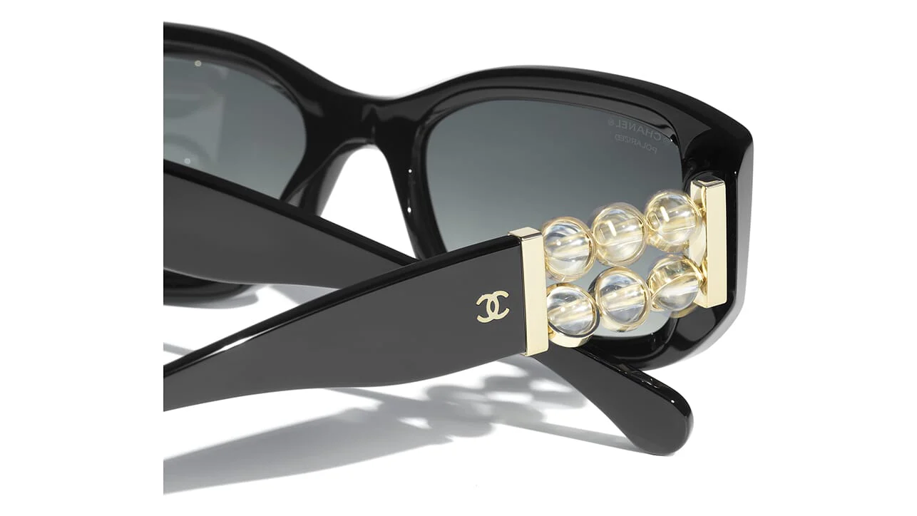 CHANEL 5542 C622/S8 Sunglasses - Image 4