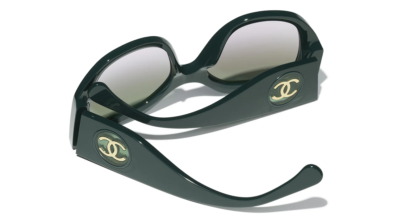 CHANEL 5550 1459/S3 Sunglasses - Image 4