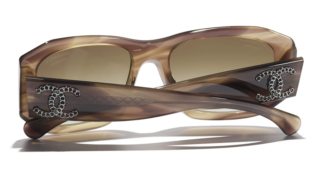 CHANEL 5554 1416/T5 Sunglasses - Image 4