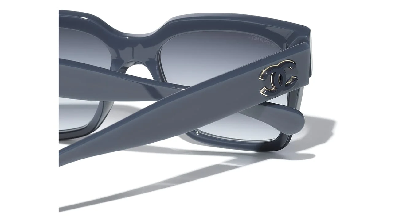 CHANEL 5557 1790/0O Sunglasses - Image 4