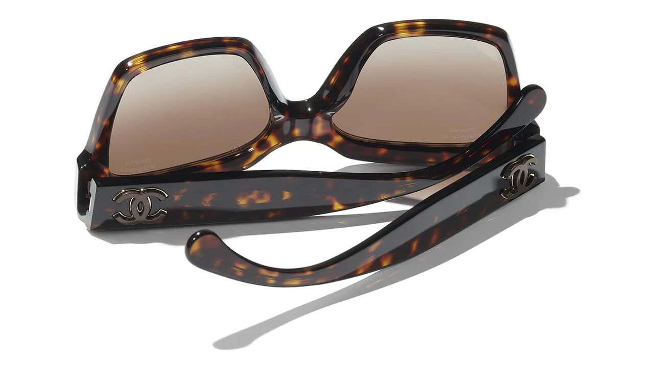 CHANEL 5557 1827/S9 Sunglasses - Image 4
