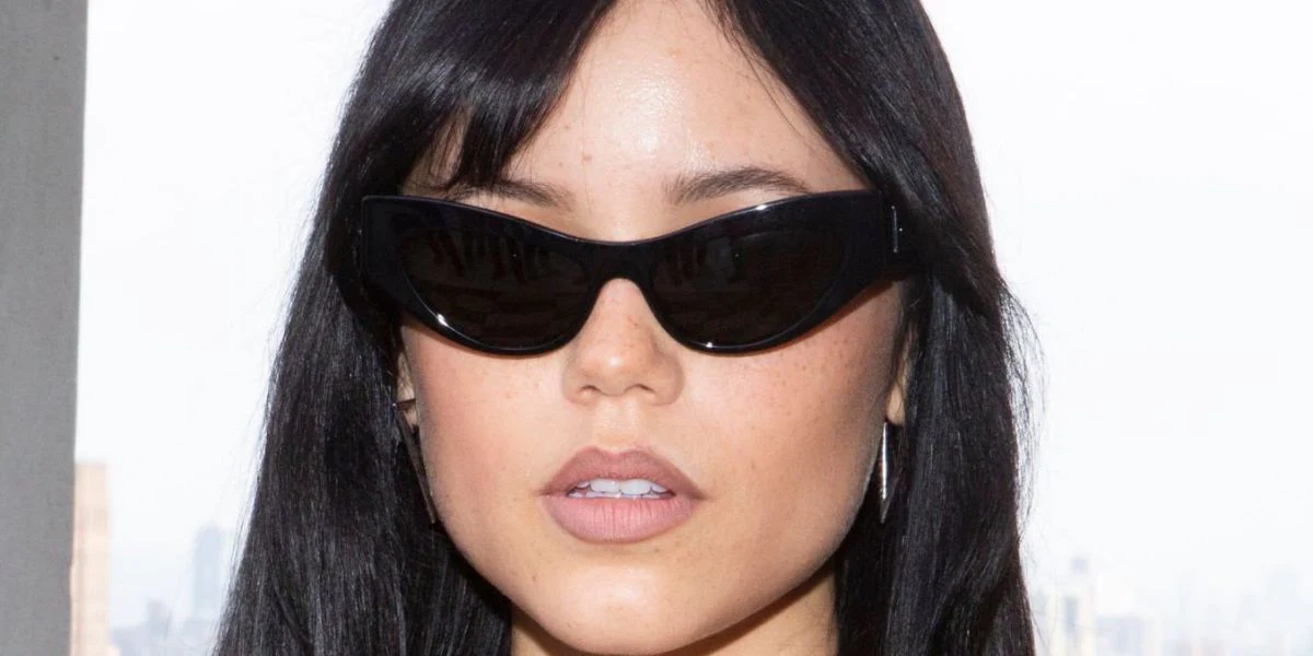 Dolce&Gabbana DG4450 501/87 - As Seen On Jenna Ortega & Natti Natasha - Image 4