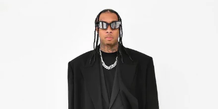 Givenchy Giv Cut GV40049I 02C - As Seen On Tyga & Lauryn Hill - Image 4
