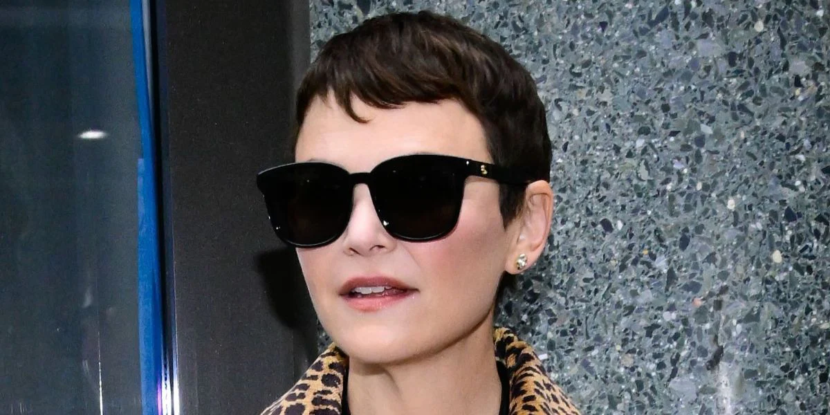 Gucci GG0637SK 001 - As Seen On Lindsay Lohan & Ginnifer Goodwin - Image 5