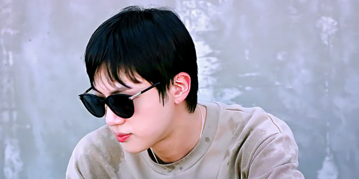 Gucci GG1452SK 001 - As Seen On Jin of BTS - Image 4