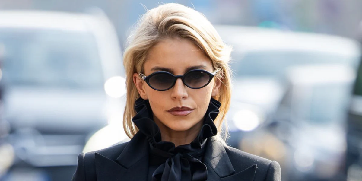 Gucci GG2059S 001 - As Seen On Caro Daur - Image 4