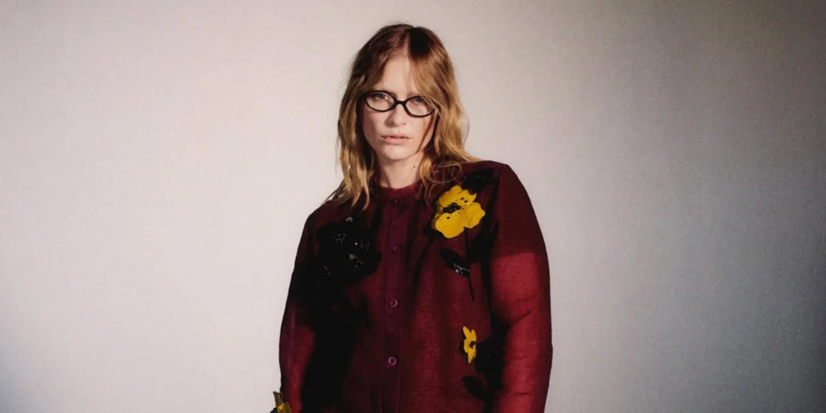 Miu Miu MU 01XV 1AB1O1 - As Seen On Camille Razat & Junior Panachai - Image 4