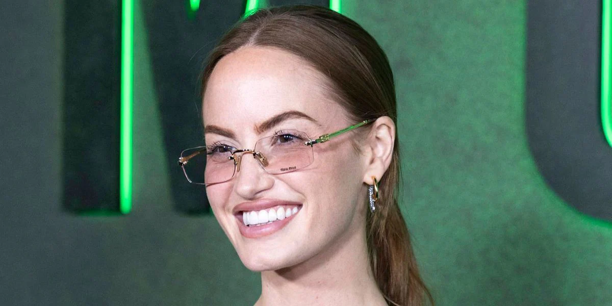 Miu Miu MU 50YV 5AK1O1 - As Seen On Haley Kalil & Loreto Peralta - Image 4