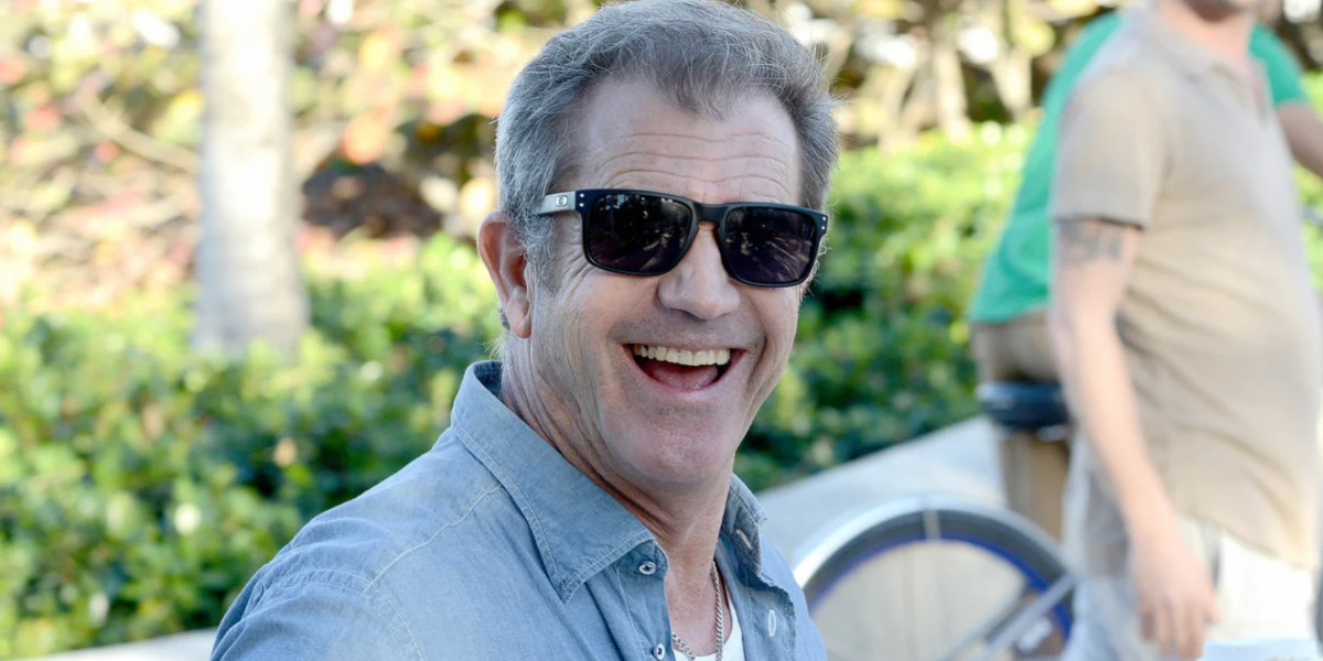 Oakley Holbrook OO9102 E8 - As Seen On Robert Downey Jr. & Mel Gibson - Image 5