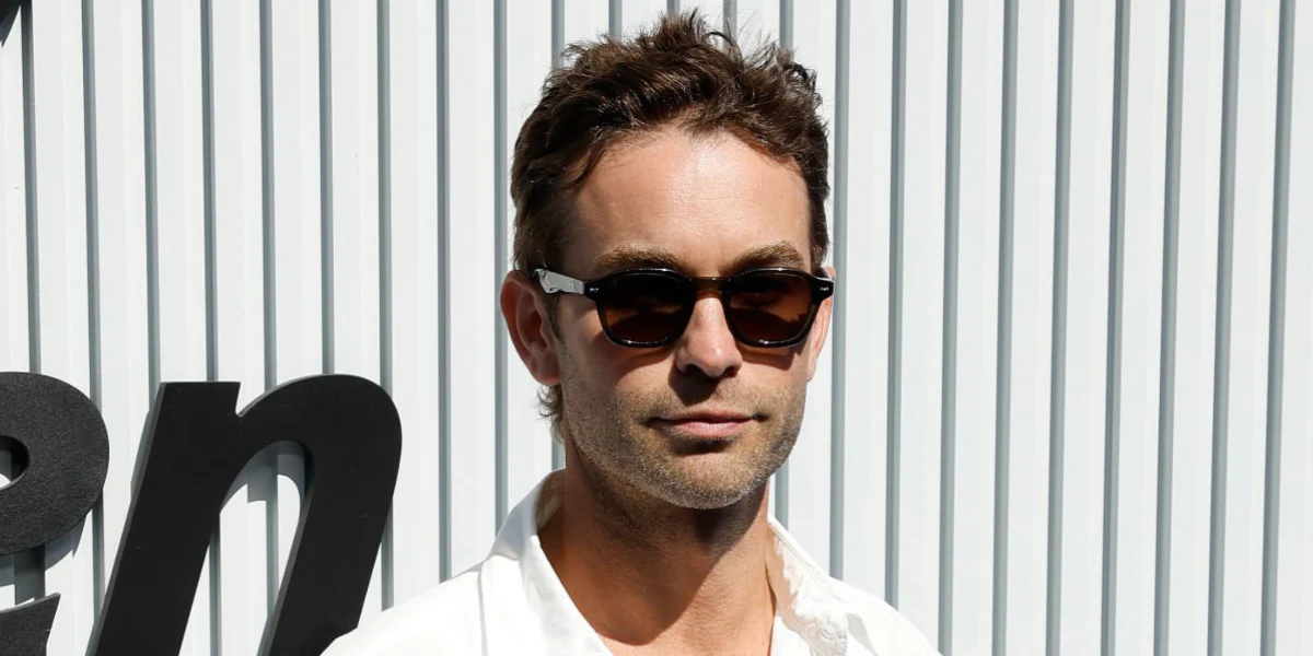 Oliver Peoples Eyles OV5580SU 1731/GN Polarised - As Seen On Chace Crawford & Andrew Garfield - Image 4