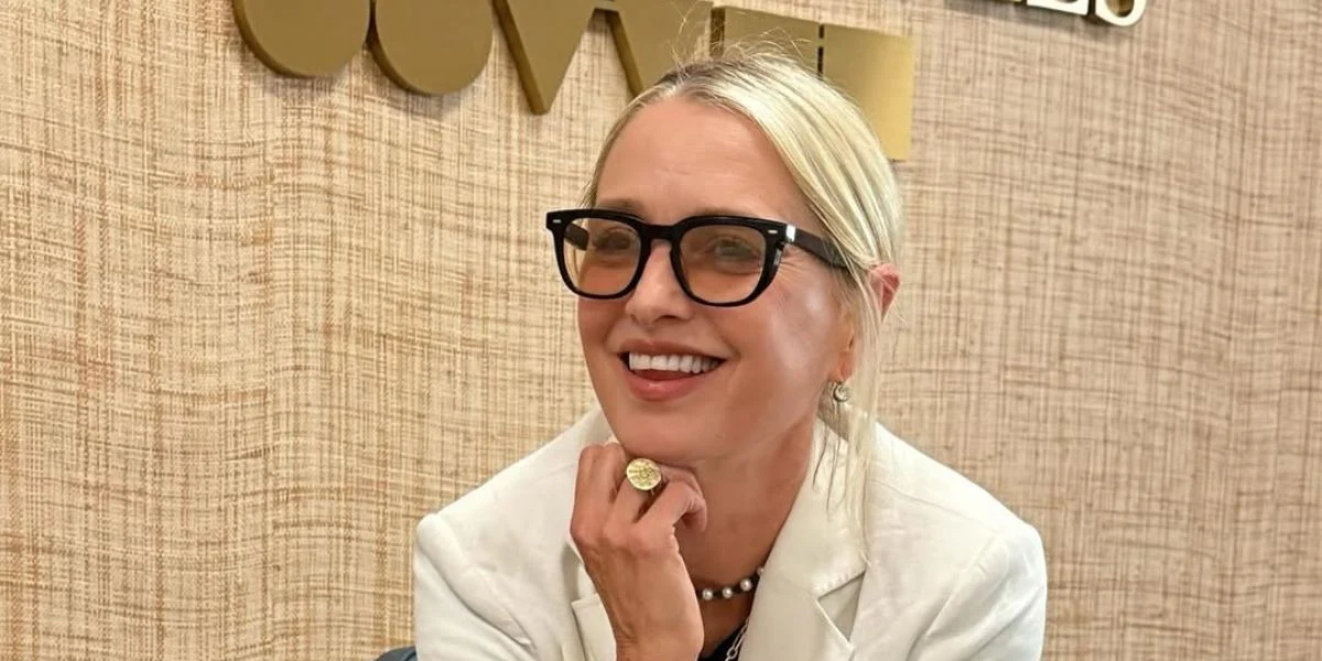 Oliver Peoples N.06 OV5546U 1772 - As Seen On Katherine LaNasa - Image 4