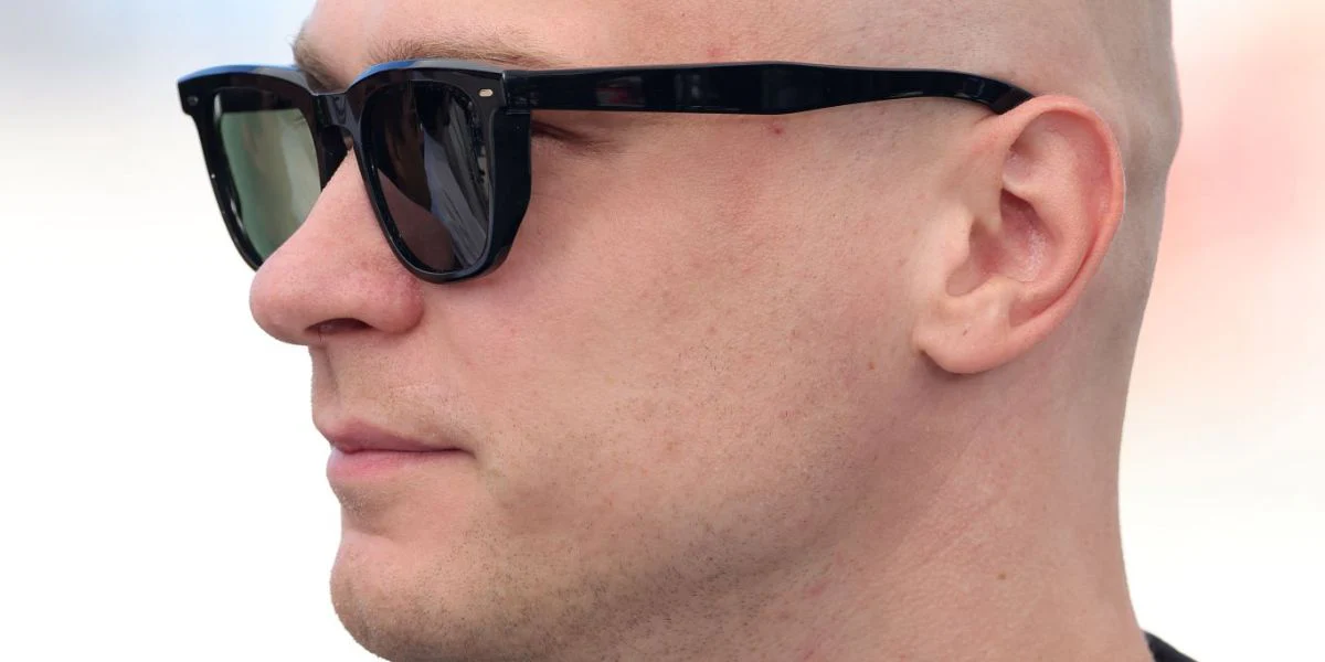 Oliver Peoples N.06 Sun OV5546SU 1731/P1 Polarised - As Seen On Yura Borisov & Blakely Thornton - Image 4