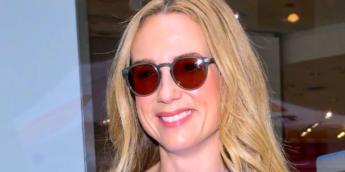 Oliver Peoples O'Malley Sun OV5183S 1782/53 - As Seen On Kerry Condon - Image 4