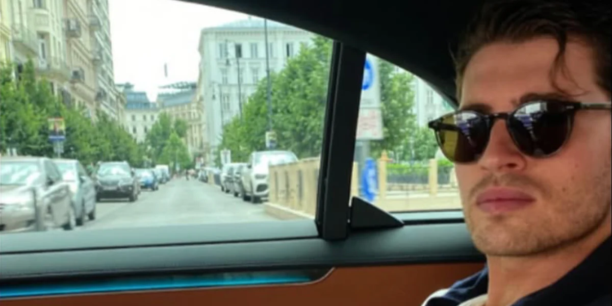 Oliver Peoples Riley Sun OV5004SU 1666/57 Polarised - As Seen On Gregg Sulkin - Image 4