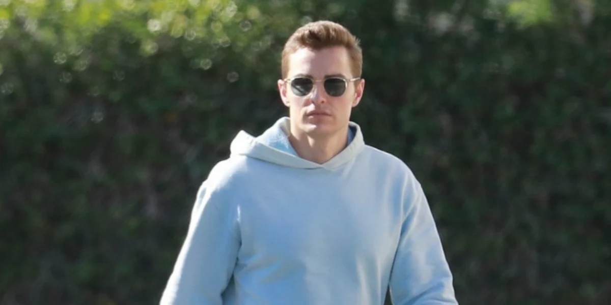 Oliver Peoples Rynn OV1329ST 5036/3R Polarised - As Seen On Dave Franco - Image 2