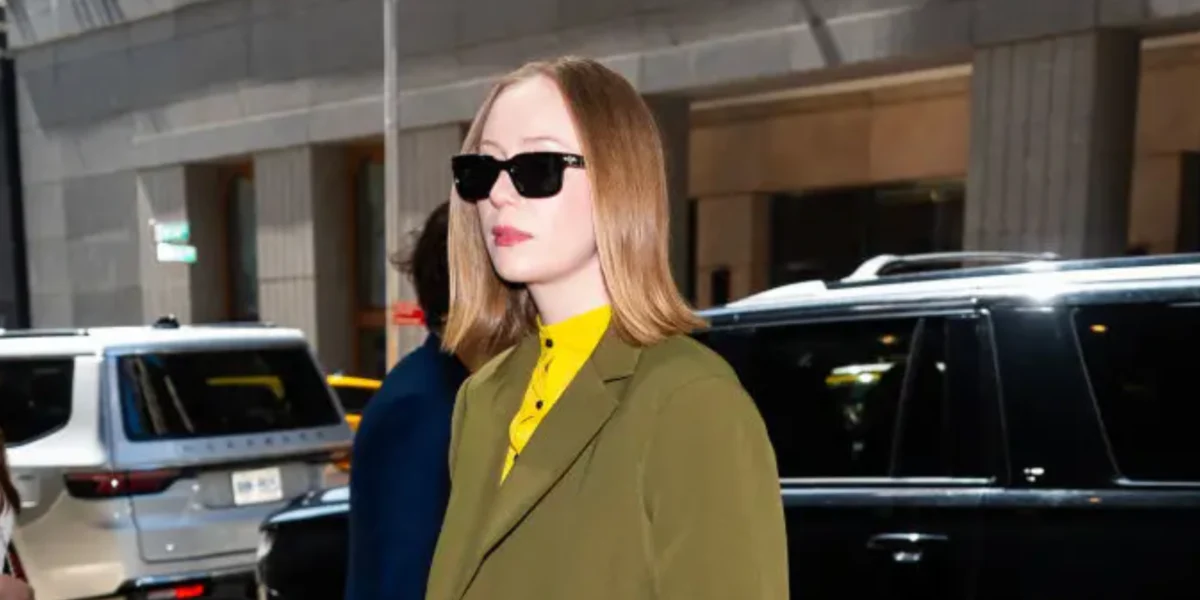 Persol 3272S 95/48 Polarised - As Seen On Jamie Campbell Bower & Hannah Einbinder - Image 5