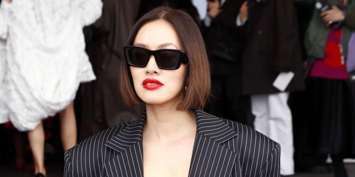 Prada PR 08YS 1AB5S0 Symbole Sunglasses - As Seen On Pete Davidson & Eiza Gonzalez - Image 7