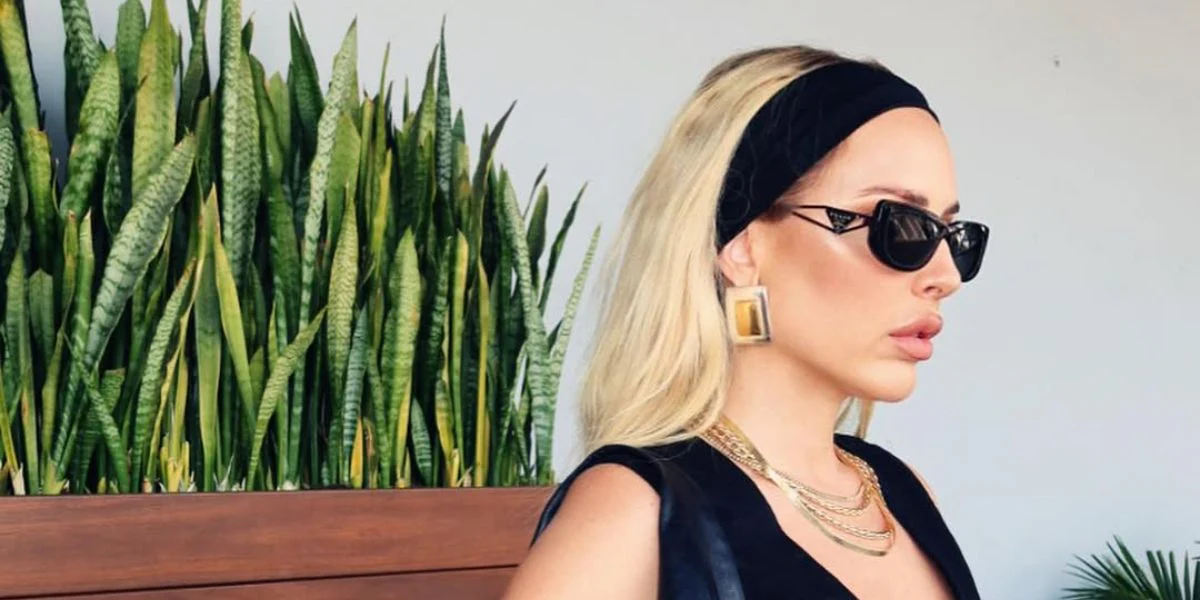 Prada PR 14YS 1AB5S0 - As Seen On Dua Lipa & Alexandra Cooper - Image 9