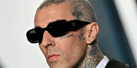 Prada PR 17WS 1AB5S0 Symbole Sunglasses - As Seen On Lamine Yamal & Travis Barker - Image 5