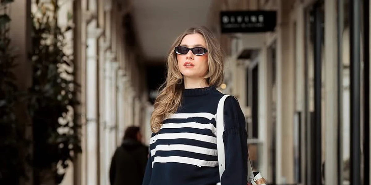 Prada PR 26ZS 16K08Z - As Seen On Sofia Richie & Kylie Jenner - Image 23