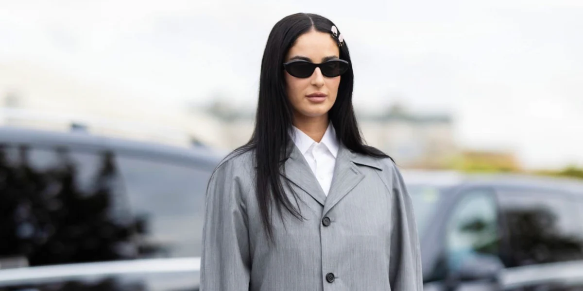 Prada PR 26ZS 16K08Z - As Seen On Sofia Richie & Kylie Jenner - Image 28