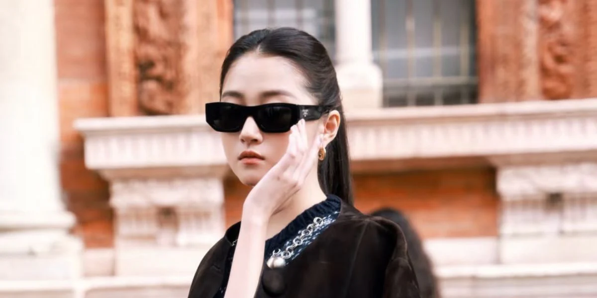 Prada PR A01S 16K08Z - As Seen On Hunter Schafer & Coco Gauff - Image 10