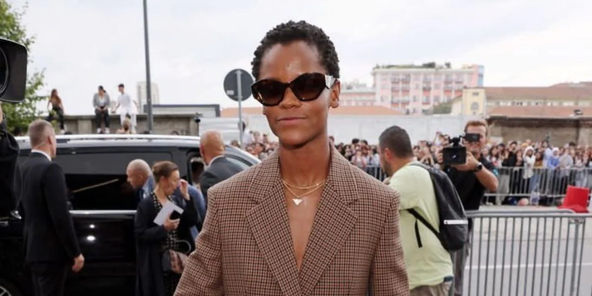 Prada PR A09S 16N5Y1 - As Seen On Letitia Wright - Image 4