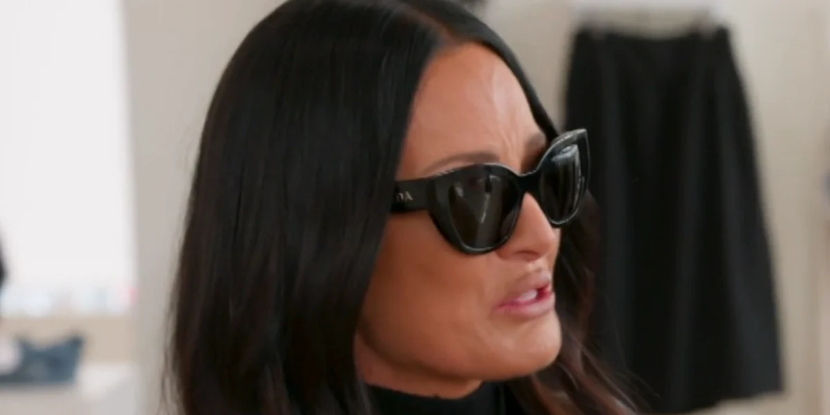 Prada PR A09S 1AB5S0 - As Seen On Lisa Barlow & Meryl Streep - Image 3